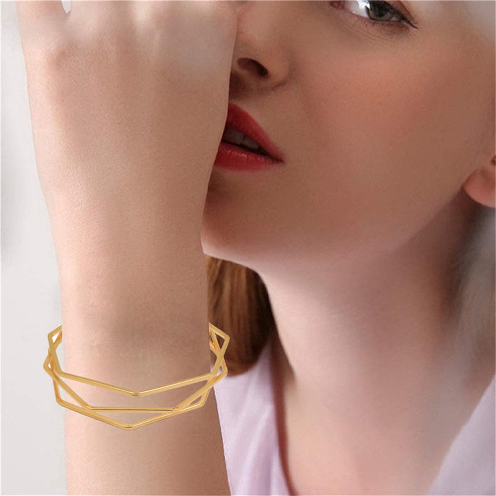 Vòng tay nhiều lớp kiểu dáng đơn giản thời trang cho nữ