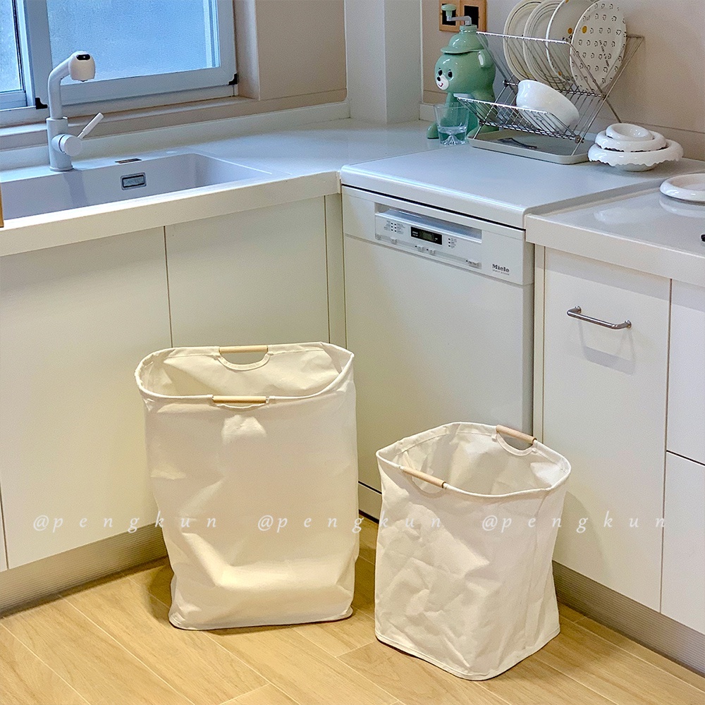 Giỏ đựng quần áo dơ/đồ chơi/chăn mền chống nước gấp được tay cầm bằng gỗ phong cách Nhật Bản