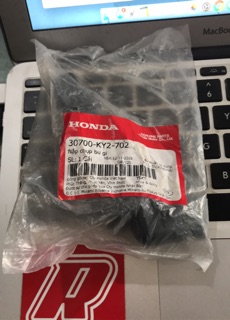 Chụp bugi zin Honda Winner Sonic