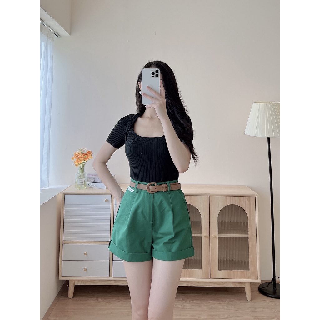 Áo len tăm kiểu trễ cổ thiết kế trẻ trung co dãn mix Quần sooc Quần baggy Eva Lover