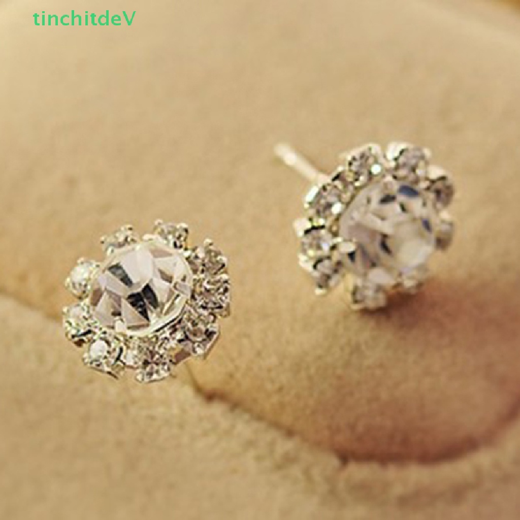 [TinchitdeV] Bông Tai Đinh Tán Hình Cầu Pha Lê Thời Trang Cho Nữ [Mới]