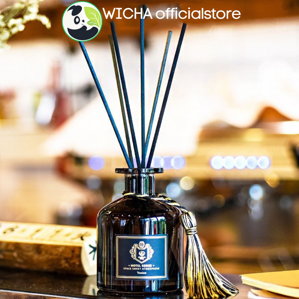 Tinh Dầu Thơm Phòng WICHA Thiên Nhiên Que Gỗ Tự Khuếch Tán Đen Huyền Thoại Chai 50ml KT11