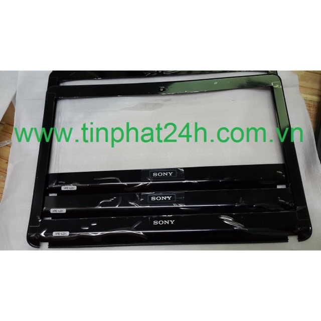 Thay Vỏ Mặt B Laptop Sony Vaio SVF14 SVF142 SVF142A29W SVF142C29W