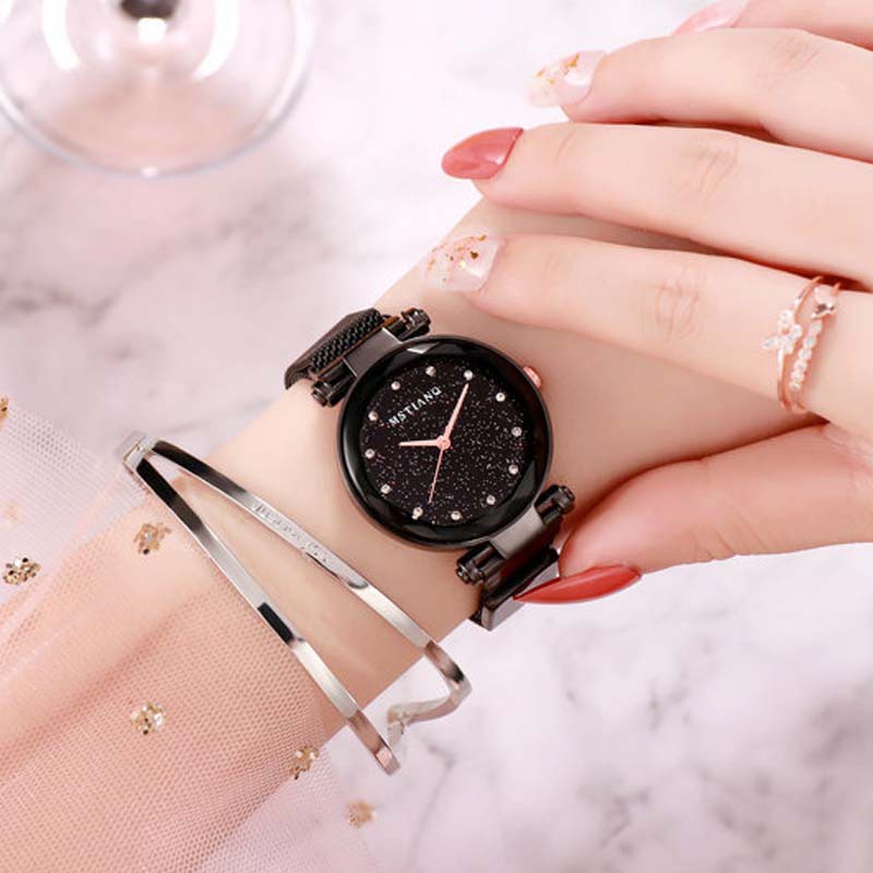 Đồng hồ quartz nữ mặt tròn đính hột xoàn dây thép không gỉ
