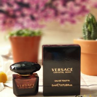Nước hoa nữ Versace Crystal Noir Eau De Toilette 5ml