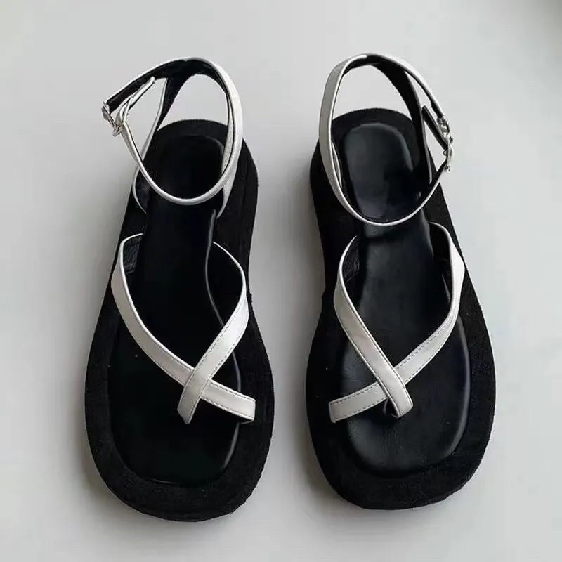 Dép Sandal Xỏ Ngón