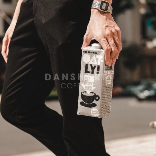- Sữa Yến Mạch Oat Milk Oatly Barista Edition