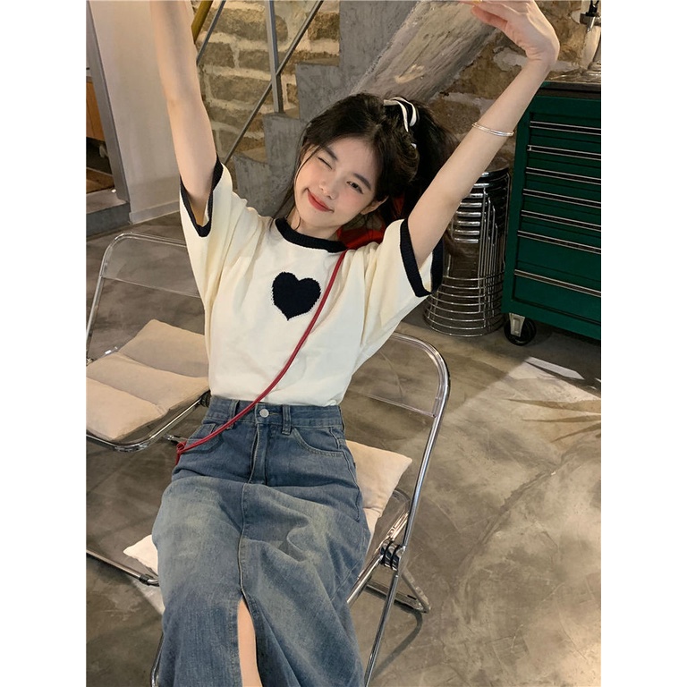 Áo Thun Dệt Kim Tay Ngắn Dáng Rộng In Hình Trái Tim Dễ Thương