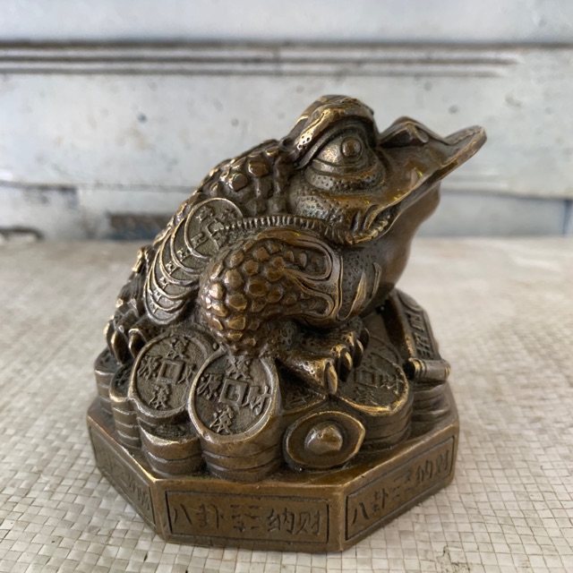 Cóc 3 chân ( thiềm thừ ) trên bát quái