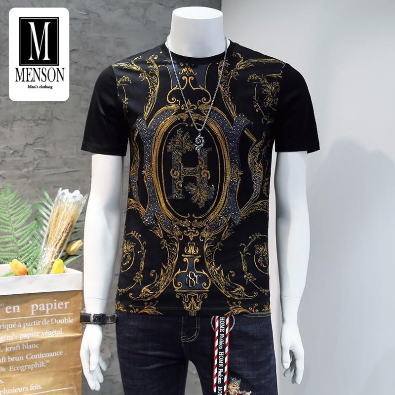 Áo Phông Nam Siêu Cấp Phong Cách Trẻ Trung Sang Trọng - Áo Thun Nam Lụa Chất Mát In Hình Đính Đá Cao Cấp MENSON M1115 | BigBuy360 - bigbuy360.vn