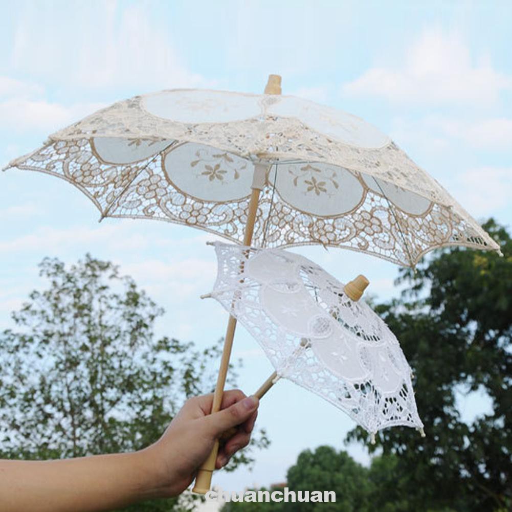 Dù ren tay cầm gỗ đạo cụ chụp ảnh cưới dễ thương
