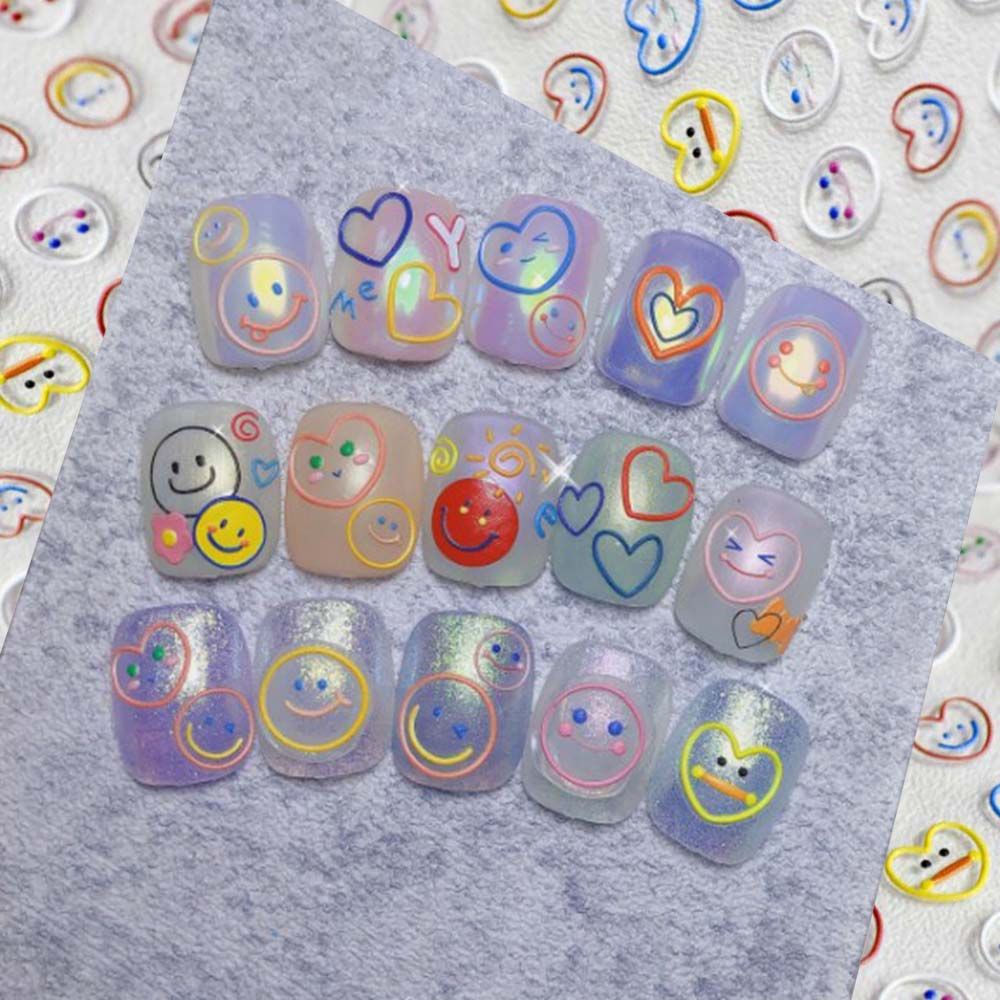 [Hàng mới về] Sticker dán móng tay hình trái tim / mặt cười 5D dễ thương