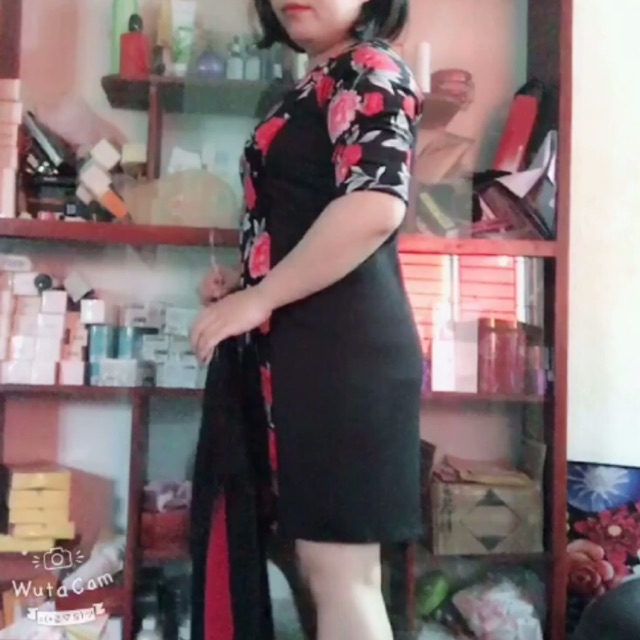 Đầm cho bé và mẹ Sale Off 50%