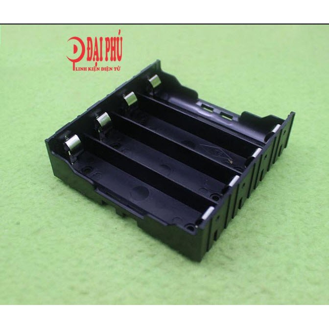 Đế pin sạc 18650 4 cell