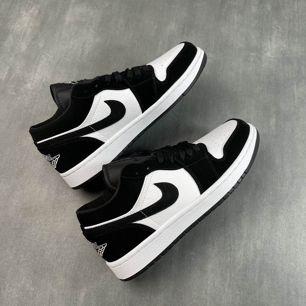 Giày Sneakers Jordan 1 Cổ Thấp Phối Màu Đen Trắng Trẻ Trung Năng Động 553558 001 35.5-47.5