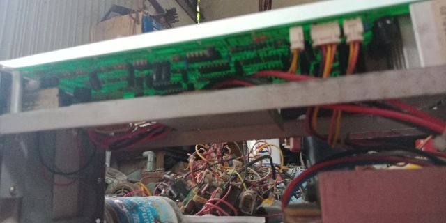 Lưu điện 24v lên 220v..1000w..biến áp đồng vẫn mới tinh.