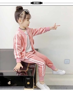 Set bộ nhung bé gái