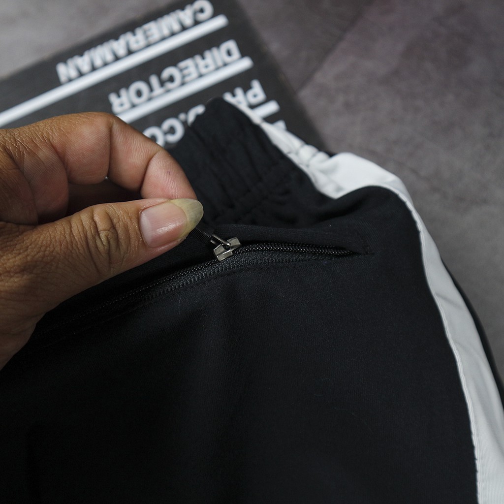 Quần thể thao đen phối trắng dành cho nam cực đẹp | BigBuy360 - bigbuy360.vn