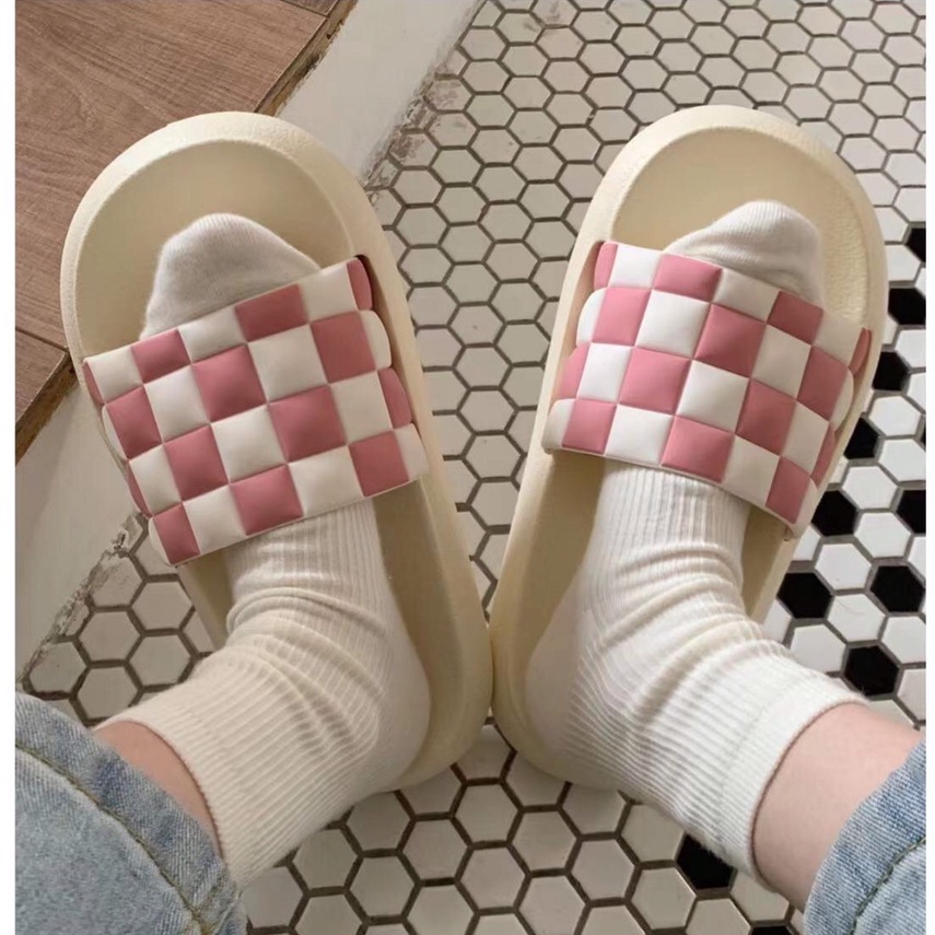 Dép nữ đế bánh mì, dép quai ngang kẻ caro chất liệu cao su non siêu êm size từ 36-41 [Lù Store] - BM03