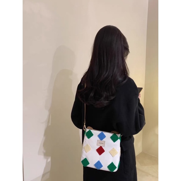 Túi 𝐂𝐡𝐢𝐨'𝟐𝐧𝐝 hoạt tiết nhiều màu