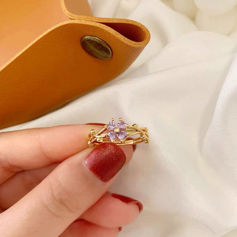 Nhẫn Titan nữ không gỉ Vàng 18k cỏ ba lá kim cương tím Trang sức Titan