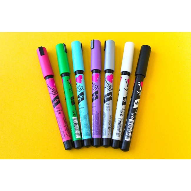 Sally Hansen - Bút Vẽ Tạo Hình Móng Tay Sally Hanse I Heart Nail Art Pen 1.2ml