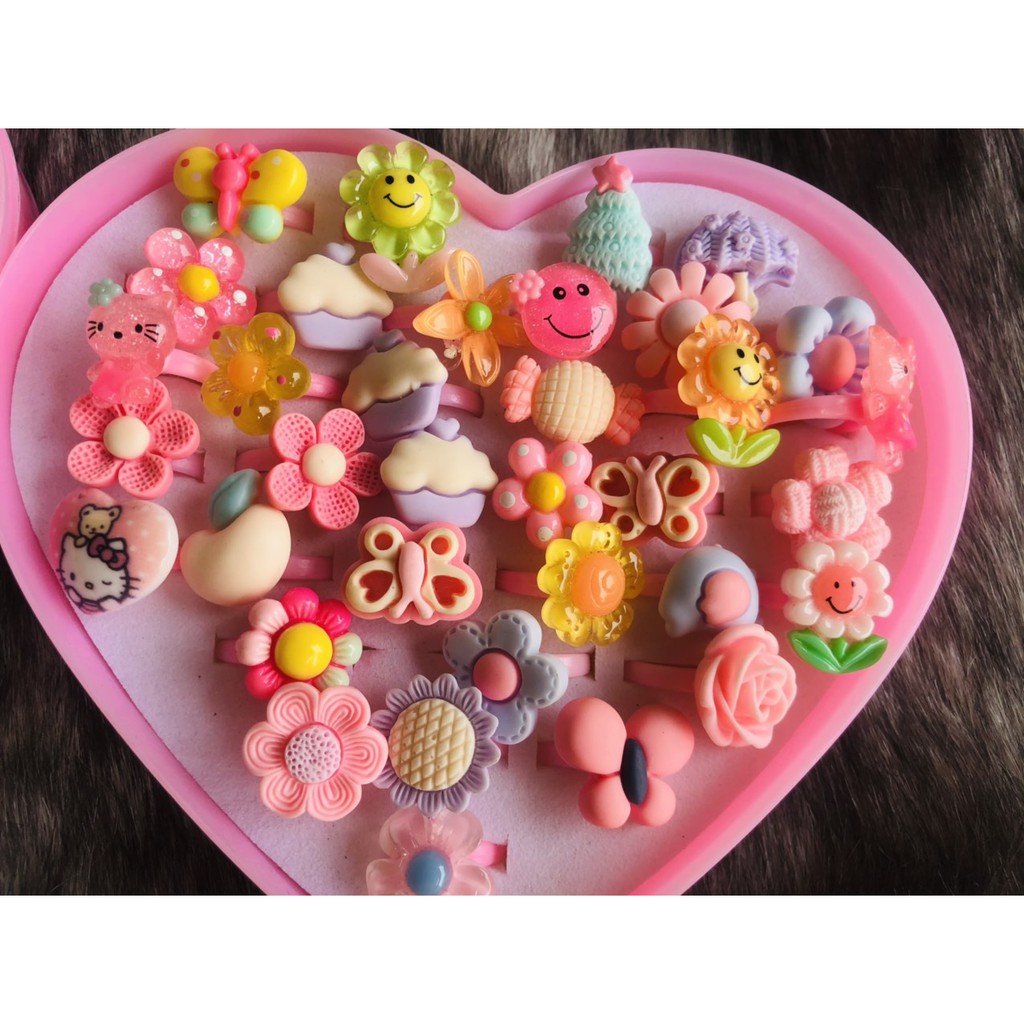 Nhẫn nhựa cho bé