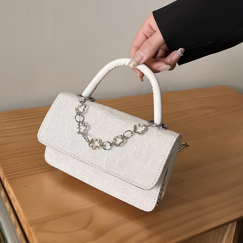 Túi Xách Mini Phối Dây Xích Thời Trang Cao Cấp Cho Nữ 2