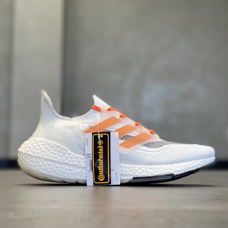 Giầy ultraboost 7.0 nam trắng phối cam xám