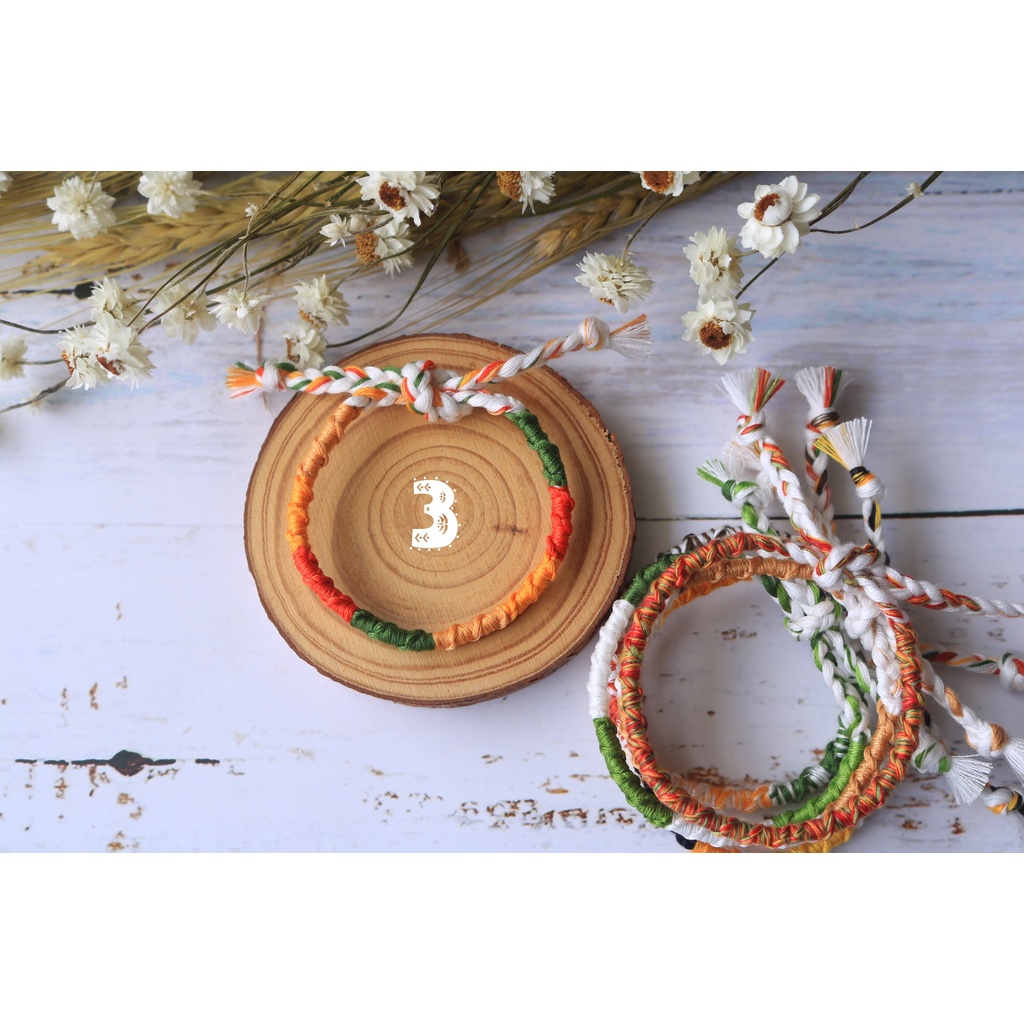 Vòng handmade tông vintage màu cổ điển