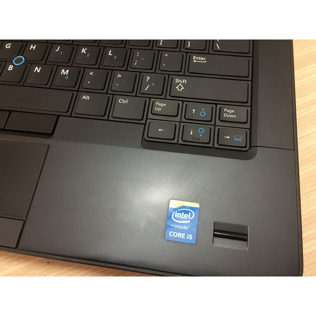 [Siêu Mạnh ] Laptop Dell 5440 Core i5.Ram 8Gb/SSD Màu đen Bóng sang trọng- Tặng Chuột K dây + Túi Xách