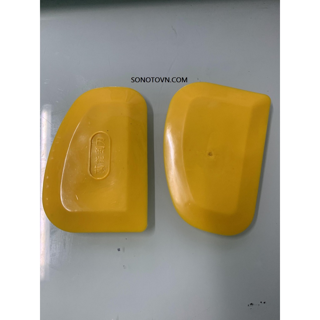 Dao bả  cao su màu vàng