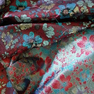 Vải gấm cứng
