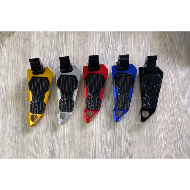 Gác chân Biker gắn Shvn