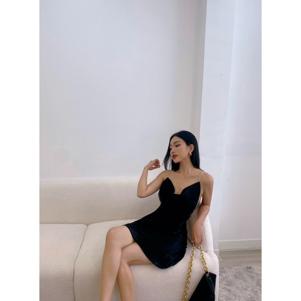 Váy Lụa Ngắn 2 Dây Cổ Đổ Hở Lưng Dây Chéo Đính Đá, Đầm Dự Tiệc Thiết Kế Form Chuẩn Cao Cấp - MIRA Fashion