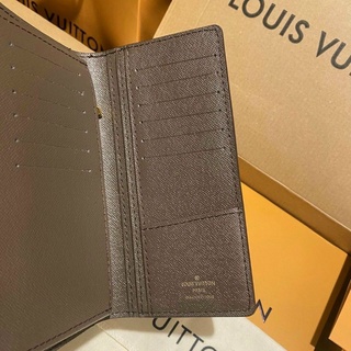 VÍ LOUIS VUITTON