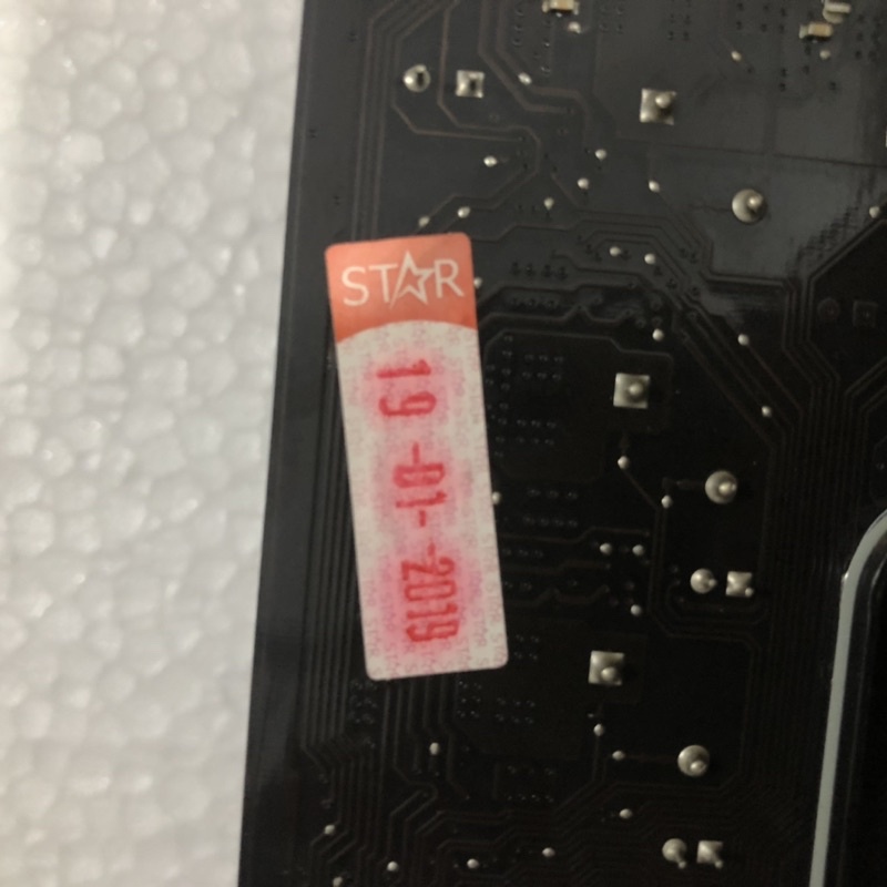 COMBO MAIN ASUS A320M-R + CPU Ryzen 2200G