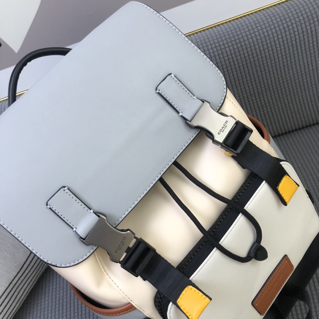 Ba lô nam da thật thời trang cao cấp Coach phong cách cá tính, trẻ trung