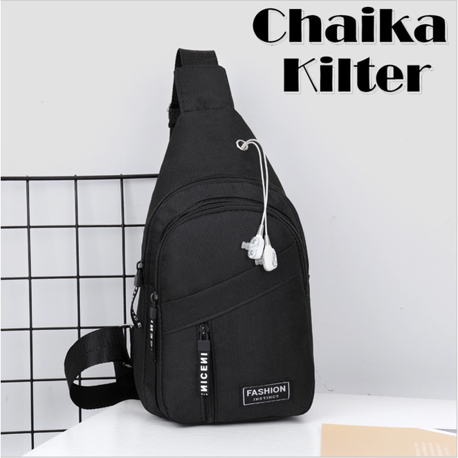 Chaika Kilter CK096 Túi đeo ngực có lỗ tai nghe thời trang công tác thể thao dành cho nam