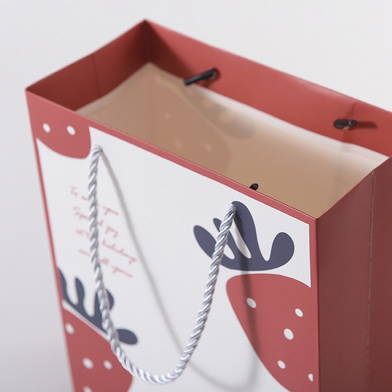 Túi Giấy Đựng Quà In Họa Tiết Dâu Tây Hoạt Hình Sáng Tạo