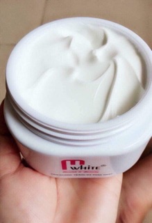 KEM BODY DƯỠNG TRẮNG MWHITE