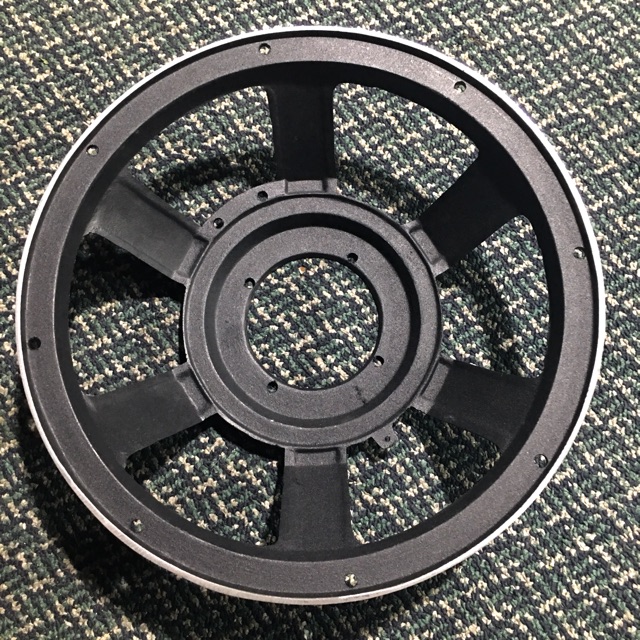 Sườn loa 30-3 tấc nhôm có sẵn