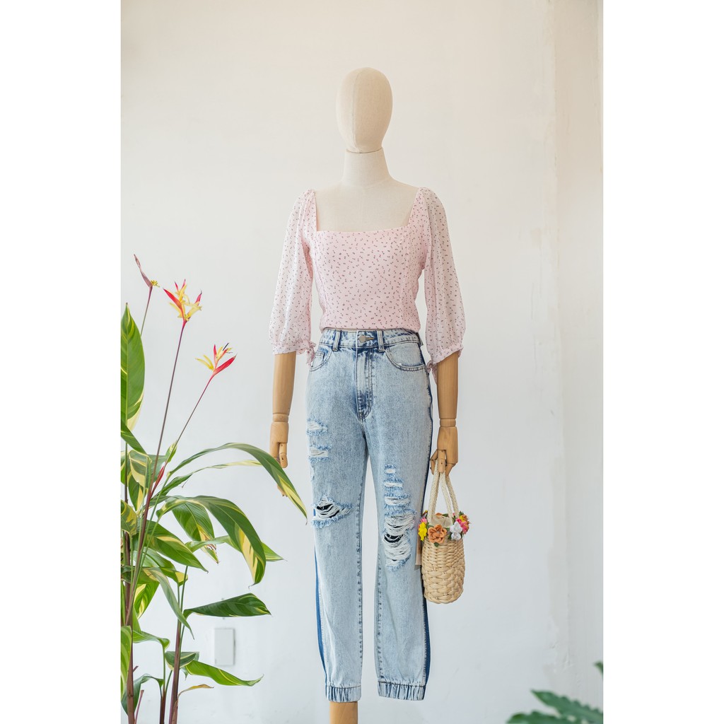 Áo croptop voan hoa HEYBEE phối cổ vuông cùng tay lửng trong 2 màu cực yêu May Top HT418
