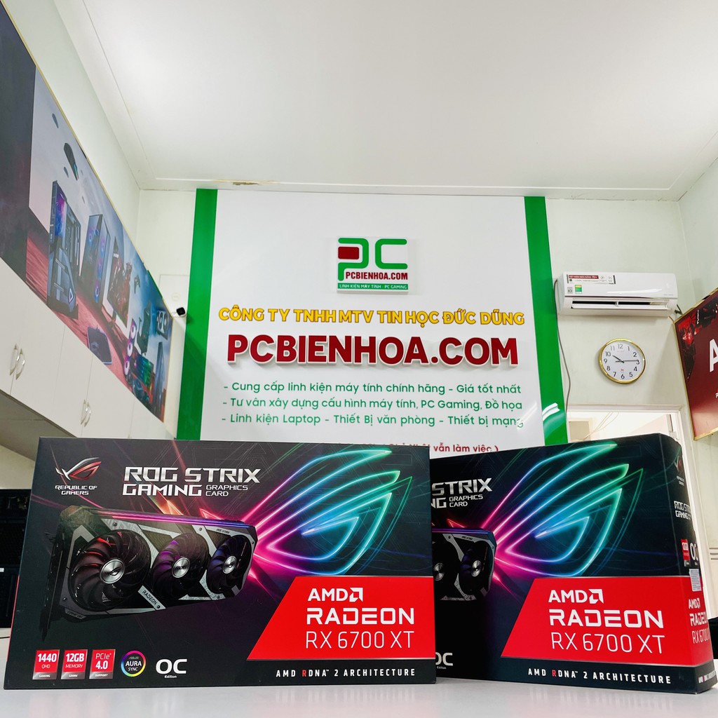 Card Màn Hình ASUS ROG Strix Radeon RX 6700 XT OC 12GB