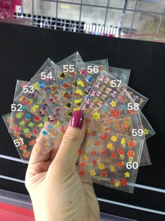 Sticker dán móng nhỏ