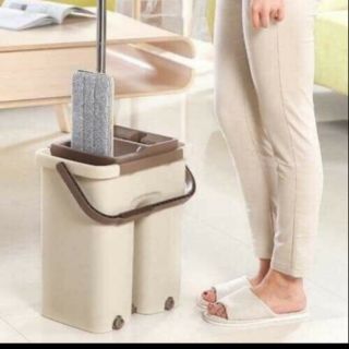 Bộ chổi lau nhà tự vắt kèm thùng
