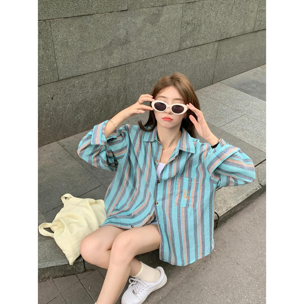 「 WELOVE1 」Áo Sơ Mi Chống Nắng Tay Dài Thêu Họa Tiết Sọc Xanh Lá Tương Phản Đa Năng Cho Nữ