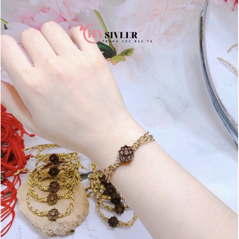 Vòng chỉ đỏ chỉ ngũ sắc may mắn mix sen (ảnh thật)