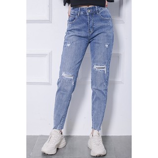 QUAN JEANS
