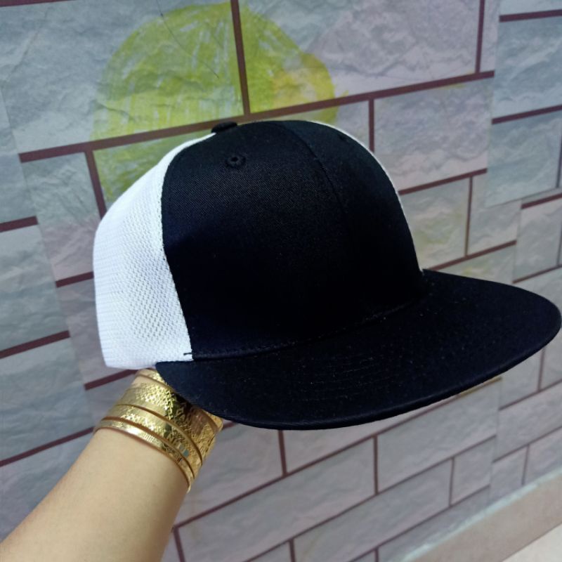 Nón kết Nam/ Nữ hàng hiêu Ultrafit sành điệu sale - giá 1 cái